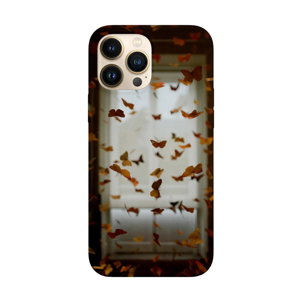 Husa compatibila cu Apple iPhone 15 model Butterfly Storm, Silicon, TPU, Viceversa - Viceversa