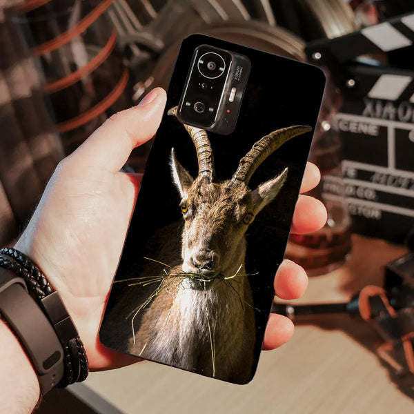 Husa compatibila cu Xiaomi Mi 11 Lite model Watcha Looking At, Silicon, TPU, Viceversa